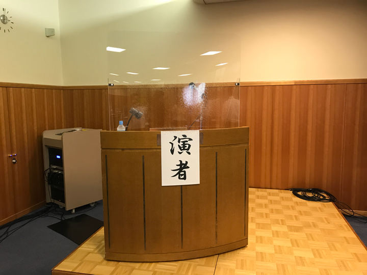 飛沫防止アクリルスタンド3